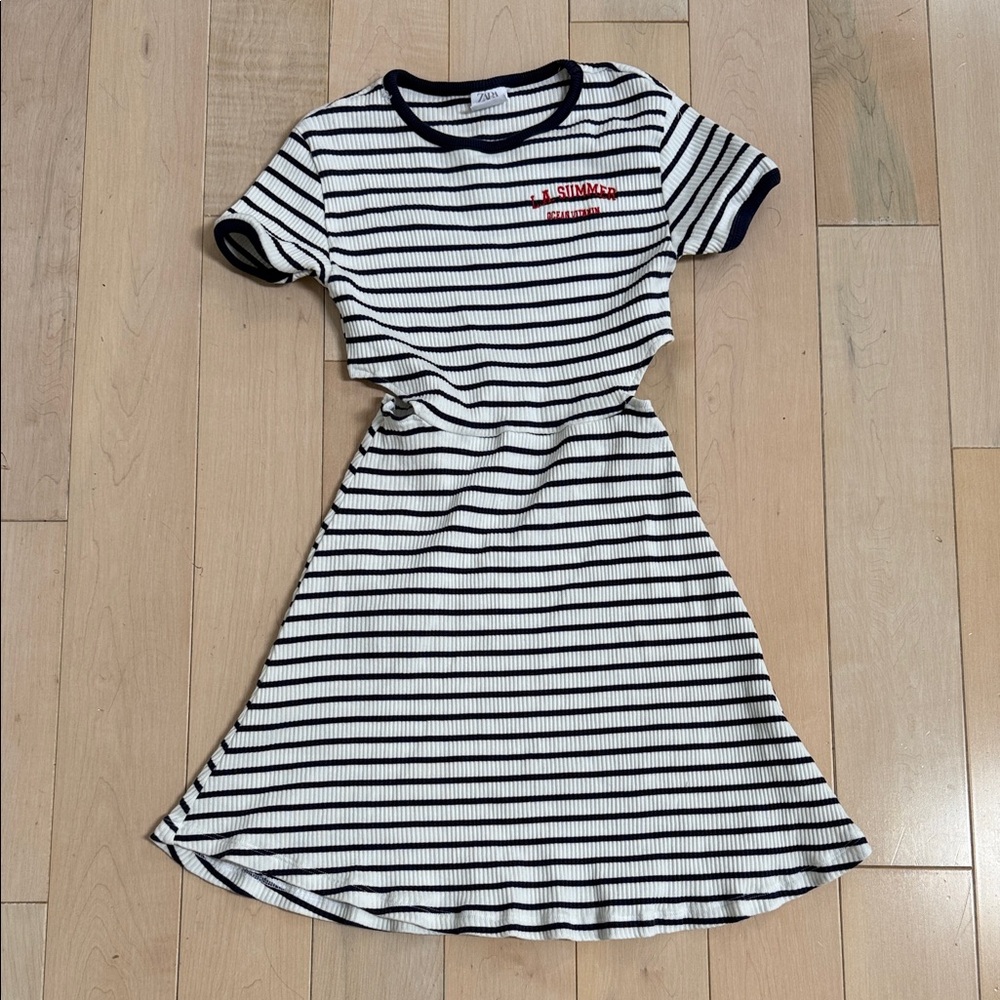 Zara Navy and White Striped Ribbed Tee waist cut out cotton stretch dress